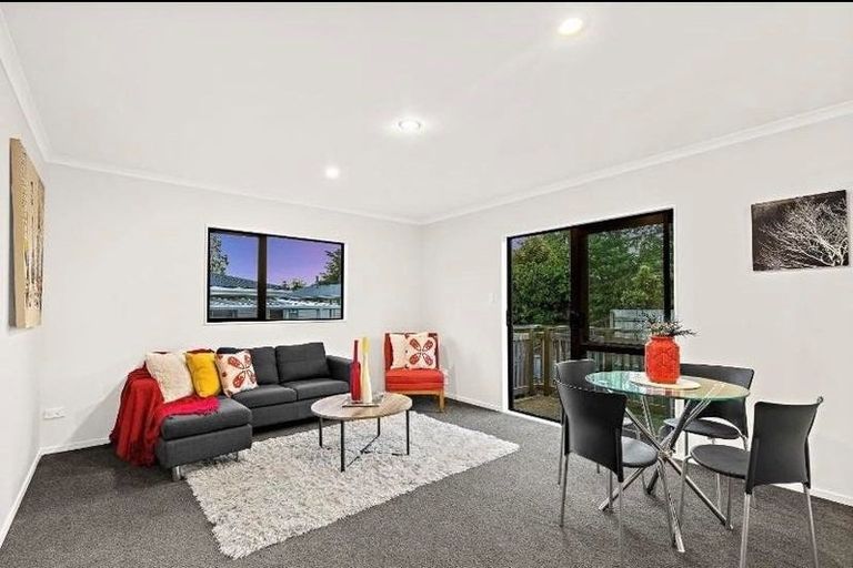 Photo of property in 56 Zita Maria Drive, Massey, Auckland, 0614