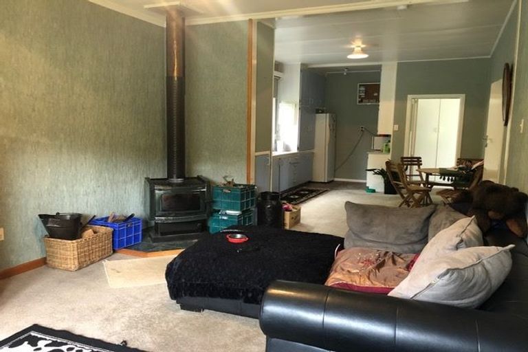 Photo of property in 6 Erskine Street, Tuatapere, 9620