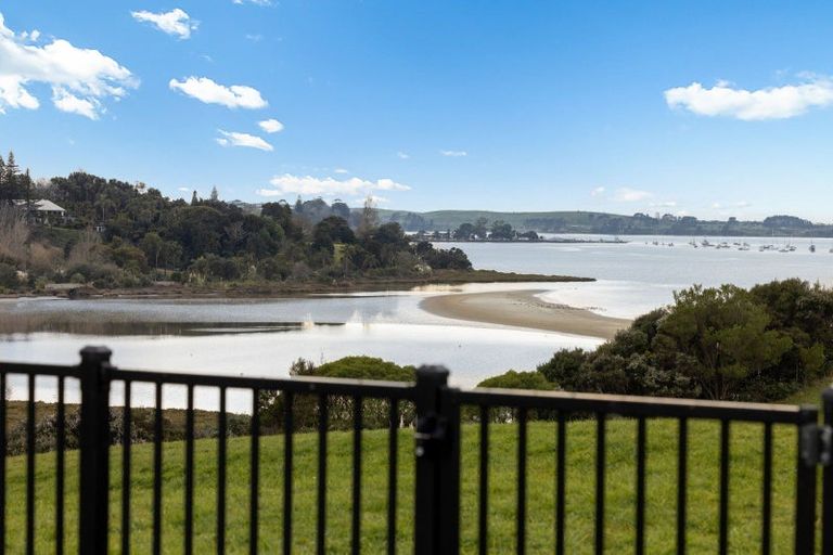 Photo of property in 57a Lynley Park Drive, Omokoroa, 3114