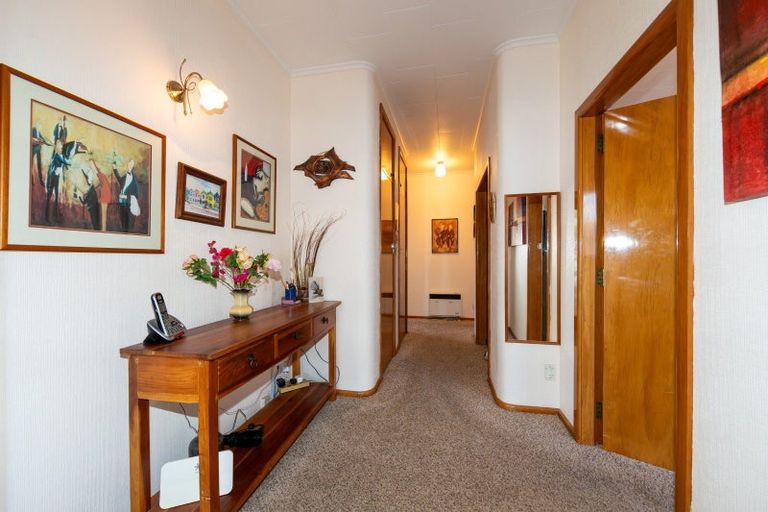 Photo of property in 49 Avenue Road, Greenmeadows, Napier, 4112