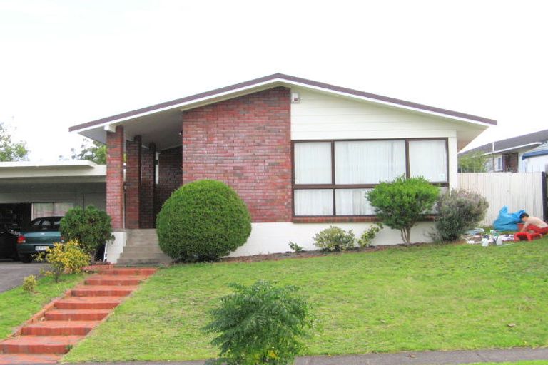 Photo of property in 24 Dianne Louise Drive, Half Moon Bay, Auckland, 2012