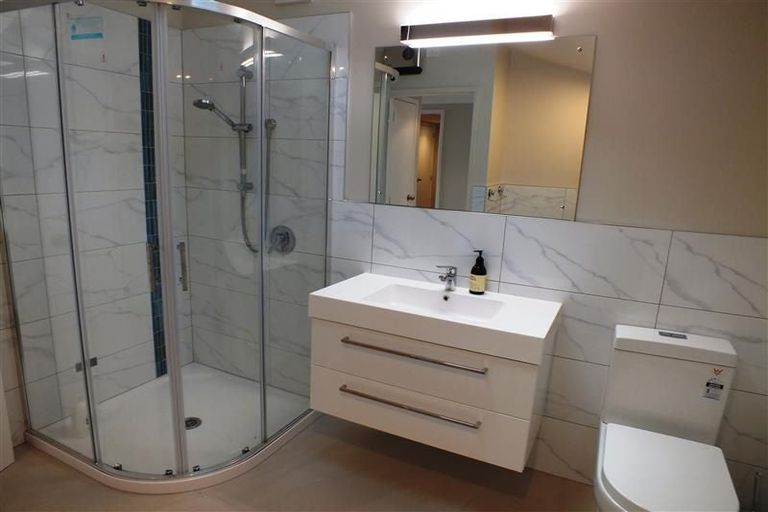 Photo of property in 11/4 Arkles Strand, Arkles Bay, Whangaparaoa, 0932