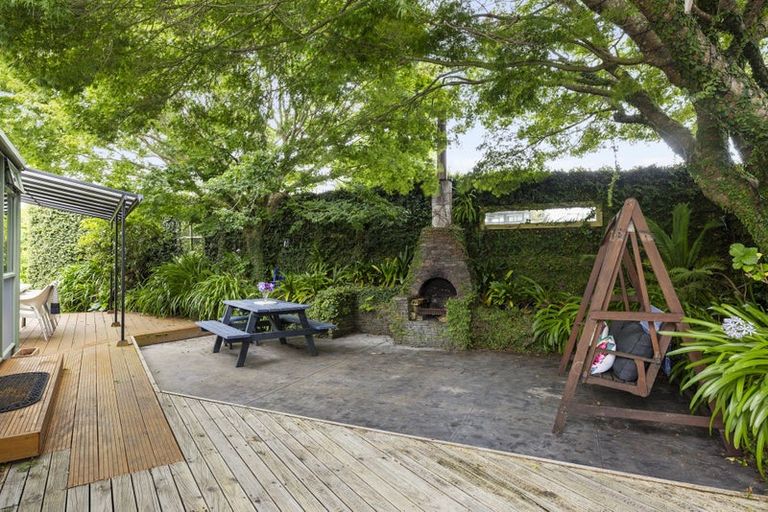 Photo of property in 2 Sunny Bay Road, Matua, Tauranga, 3110