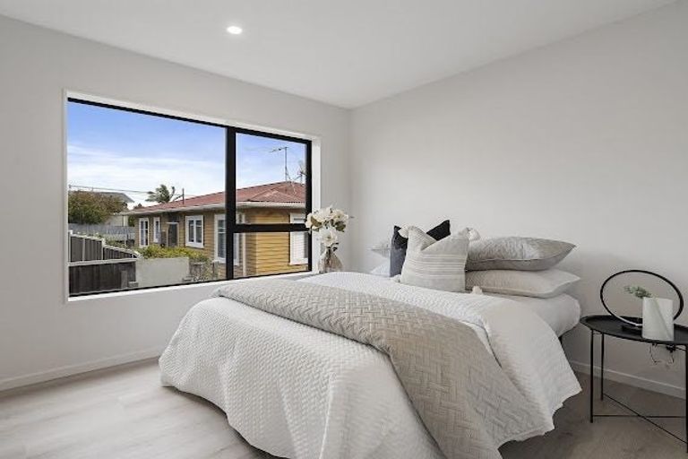 Photo of property in 5/191 Rathgar Road, Henderson, Auckland, 0610