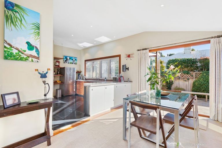 Photo of property in 72 Pitt Street, Wadestown, Wellington, 6012