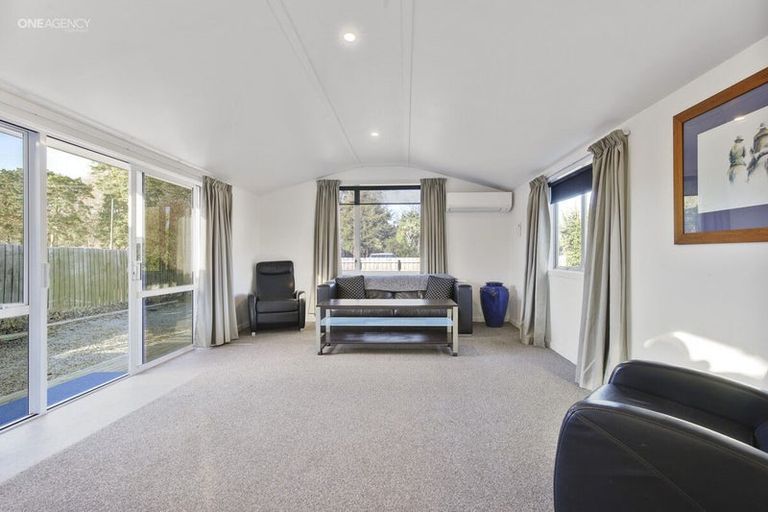 Photo of property in 143 Kainga Road, Kainga, Christchurch, 8083