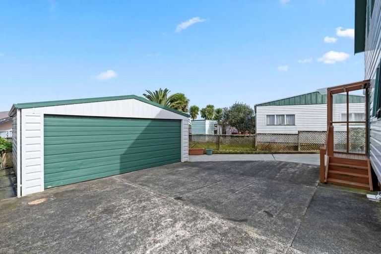 Photo of property in 50a Priestley Drive, Bucklands Beach, Auckland, 2014