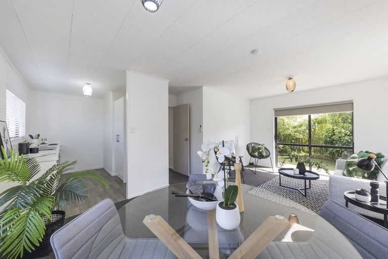 Photo of property in 19 Leander Place, Milson, Palmerston North, 4414