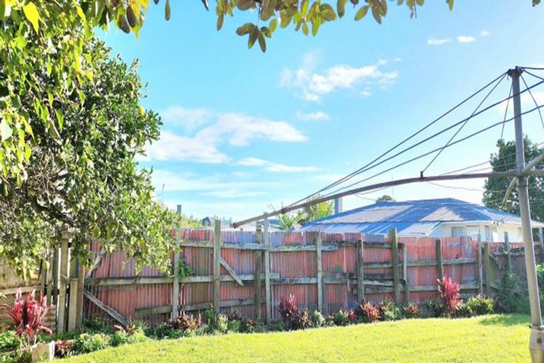Photo of property in 533 Massey Road, Mangere, Auckland, 2022