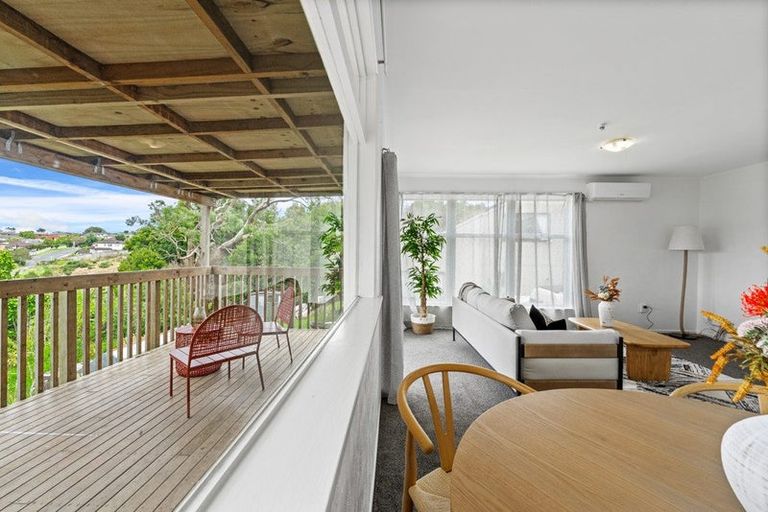 Photo of property in 224 Don Buck Road, Massey, Auckland, 0614