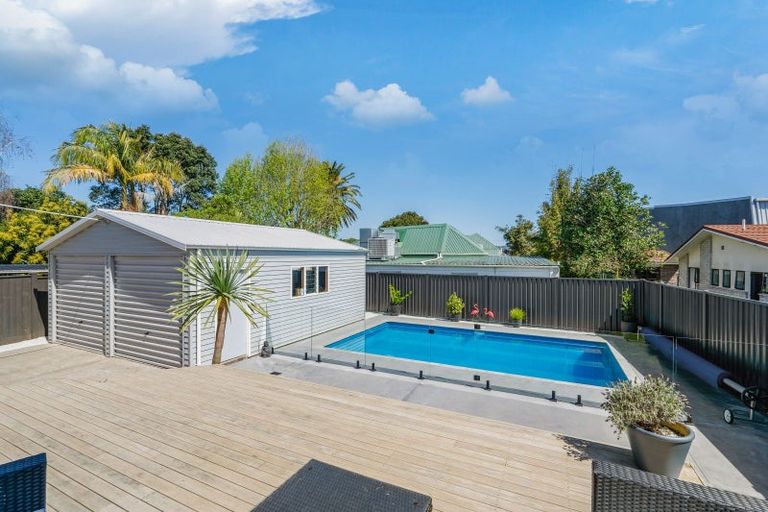 Photo of property in 16 Wolfe Street, Regent, Whangarei, 0112