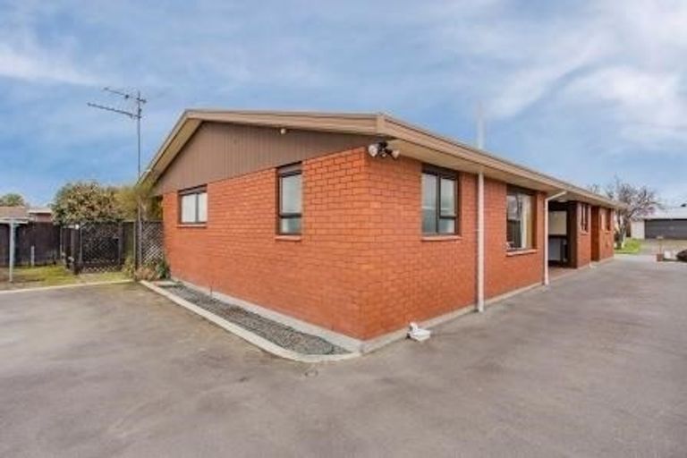 Photo of property in 2 Rex Place, Rangiora, 7400