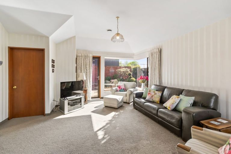 Photo of property in 2/18 Selwyn Street, Maori Hill, Timaru, 7910