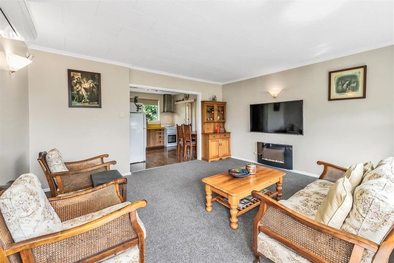 Photo of property in 2/242 Lake Terrace Road, Shirley, Christchurch, 8061