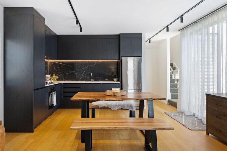 Photo of property in 2 Boulder Lane, Jacks Point, 9371