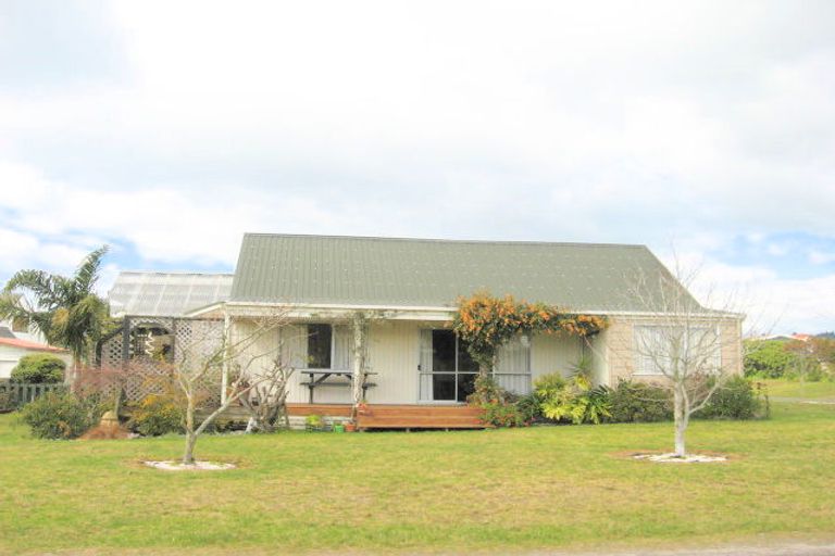 Photo of property in 401b Tamaki Road, Whangamata, 3620