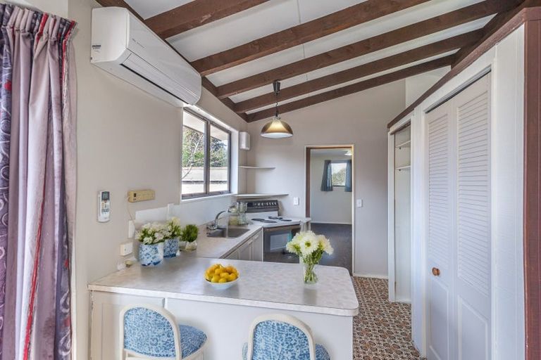 Photo of property in 19a Kanawa Street, Waikanae, 5036