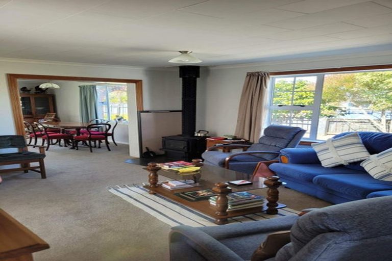 Photo of property in 9 Coates Street, Westport, 7825