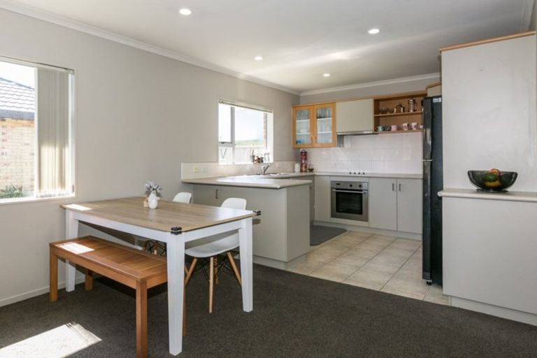 Photo of property in Parkvale Estate, 1232/14 Howard Street, Parkvale, Hastings, 4122