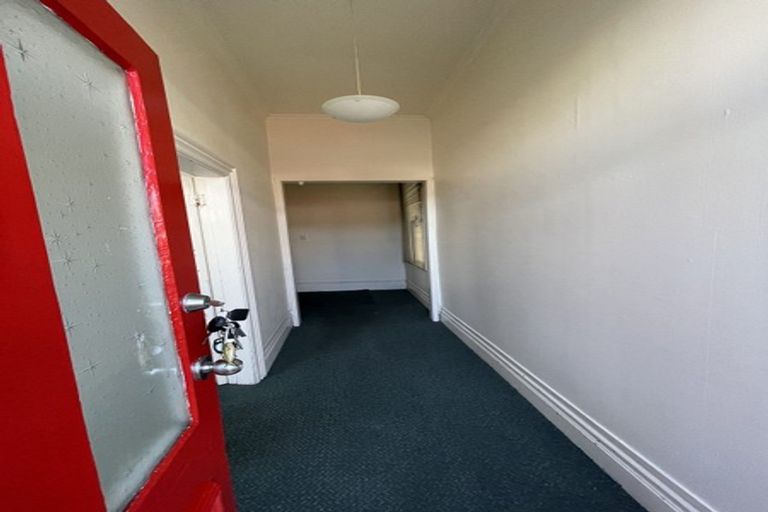 Photo of property in 72-76 Tasman Street, Mount Cook, Wellington, 6021