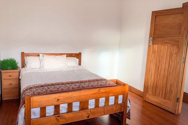 Photo of property in 13 Trevor Terrace, Newtown, Wellington, 6021