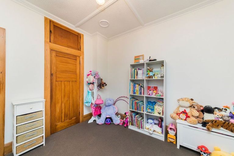 Photo of property in 442 Tremaine Avenue, Takaro, Palmerston North, 4410