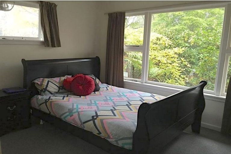 Photo of property in 57 Burnside Crescent, Burnside, Christchurch, 8053