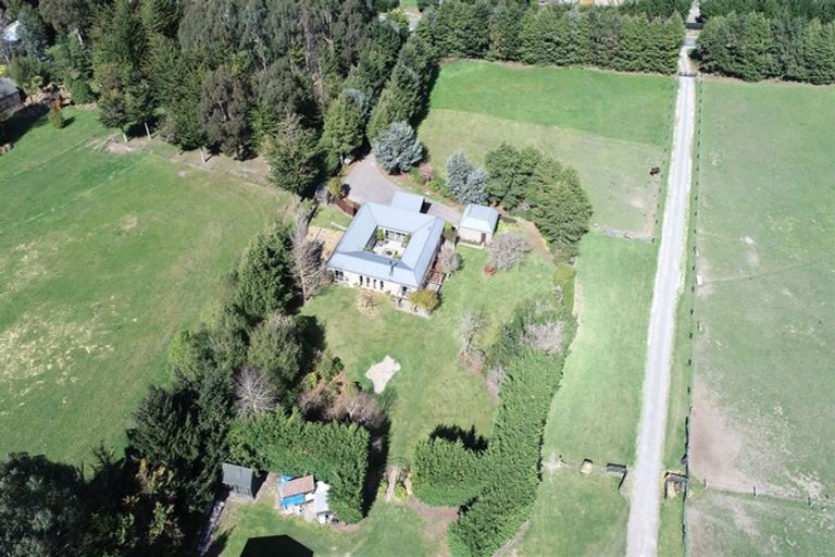 Photo of property in 100 Old West Coast Road, Yaldhurst, Christchurch, 7676