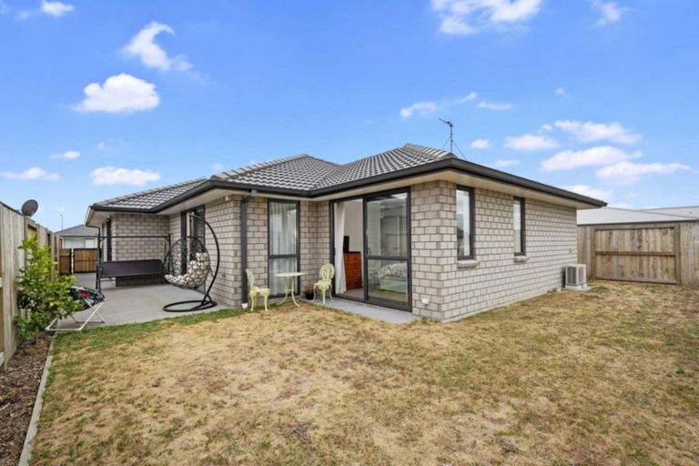 Photo of property in 44 Te Kio Crescent, Papamoa Beach, Papamoa, 3118
