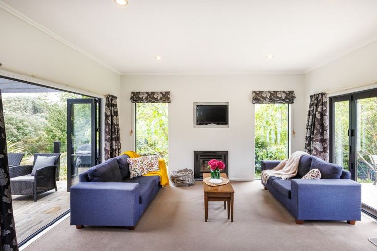 Photo of property in 50 Kingsdale Park Drive, Aokautere, Palmerston North, 4471