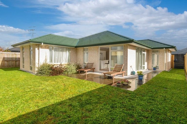 Photo of property in 8 Fearnley Grove, Pyes Pa, Tauranga, 3112