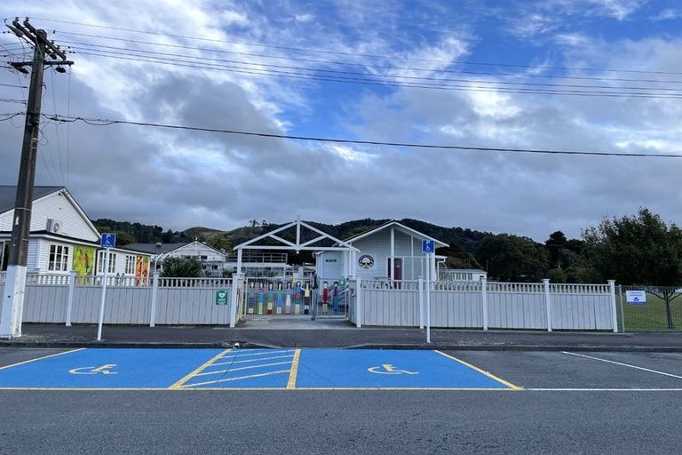 Photo of property in 4/62 Martin Street, Wallaceville, Upper Hutt, 5018