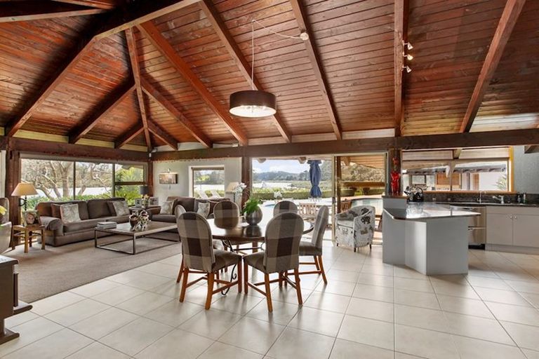 Photo of property in 18 Kennedys Road, Whenuapai, Auckland, 0814