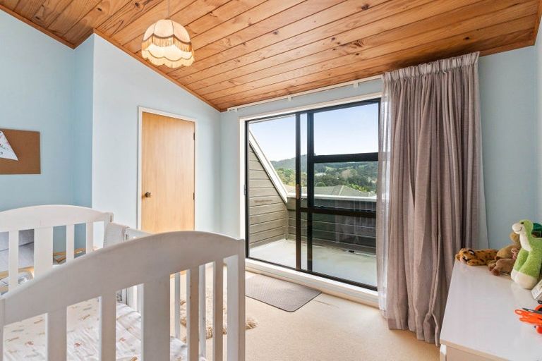 Photo of property in 105 Bruce Wallace Place, Whangamata, 3620