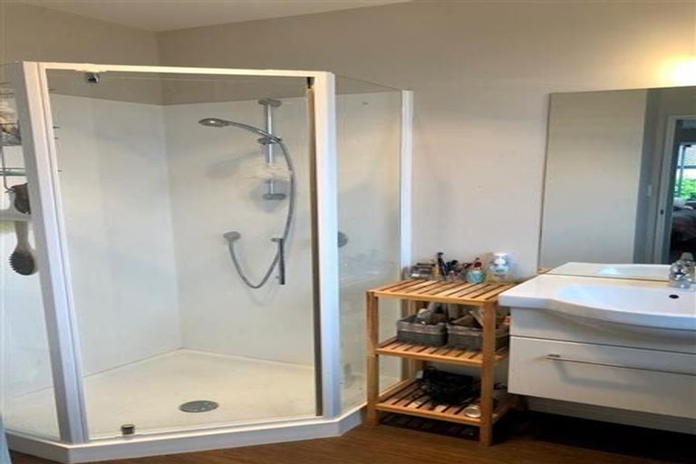 Photo of property in 28 Ngawhatu Road, Stoke, Nelson, 7011