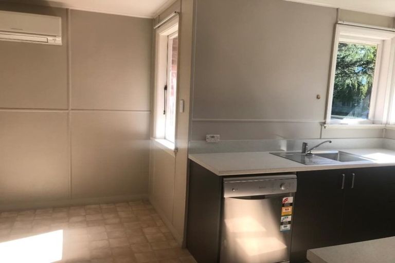 Photo of property in 29 Vicki Street, Sockburn, Christchurch, 8042