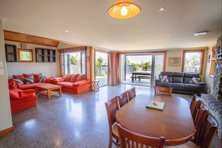 Photo of property in 13 Rodney Avenue, Te Horo Beach, Otaki, 5581