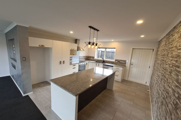 Photo of property in 18 Queens Park Crescent, Frankton, Hamilton, 3204