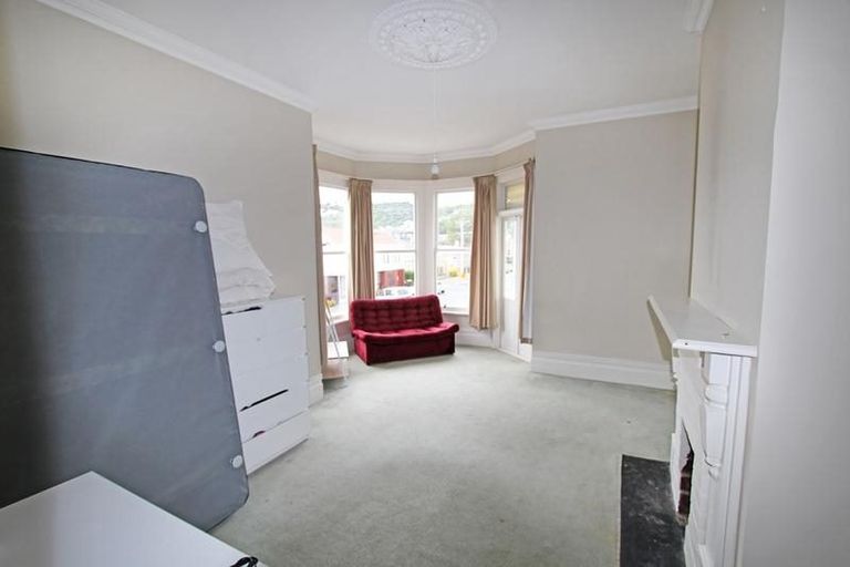 Photo of property in 48 Howe Street, North Dunedin, Dunedin, 9016