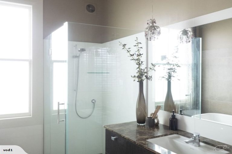 Photo of property in 17 Grosvenor Street, Grey Lynn, Auckland, 1021