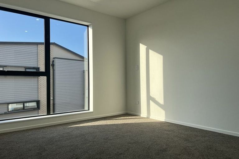 Photo of property in 107 Settlers Avenue, Hobsonville, Auckland, 0618