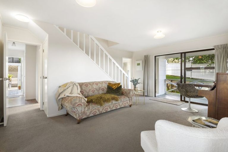 Photo of property in 1/163 Oaktree Avenue, Browns Bay, Auckland, 0630