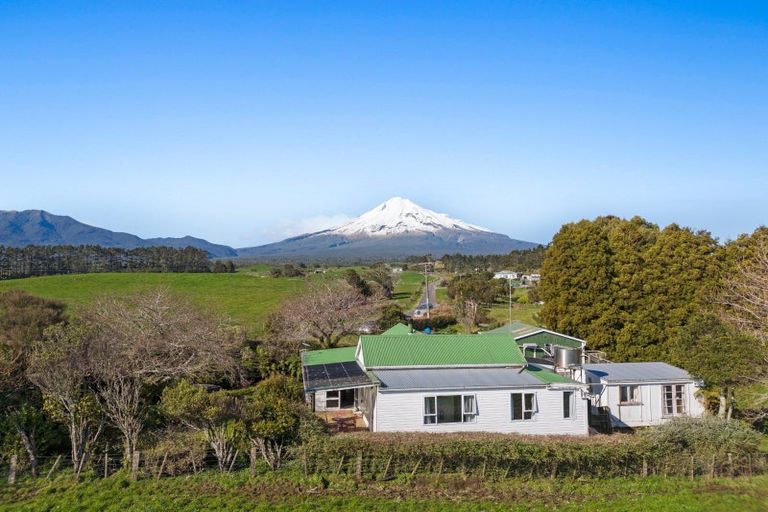 Photo of property in 194 Upper Newall Road, Newall, Warea, 4381