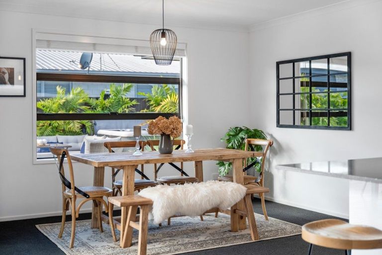 Photo of property in 77 The Boulevard, Papamoa Beach, Papamoa, 3118