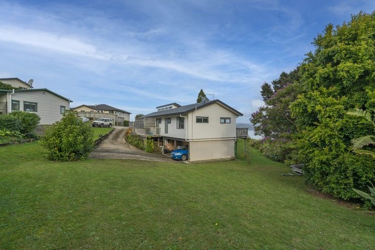 Photo of property in 9 Christa Court, Whitianga, 3510