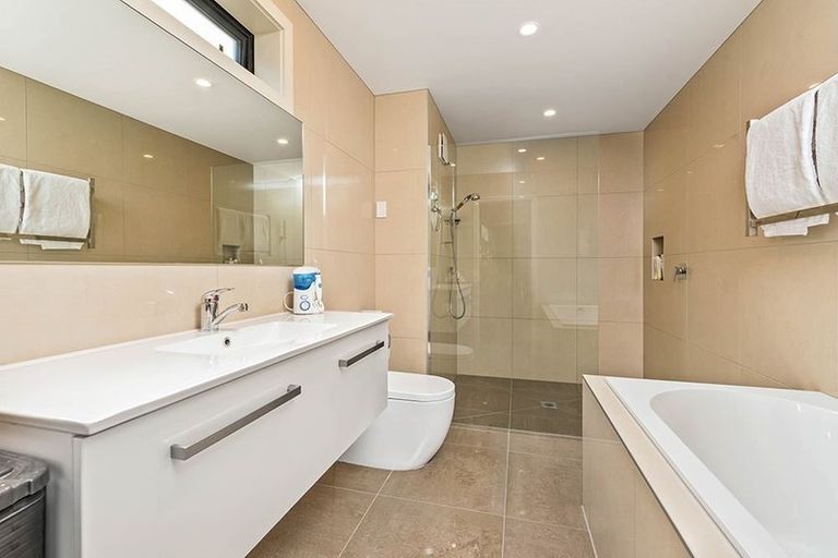 Photo of property in 893 Frankton Road, Frankton, Queenstown, 9300