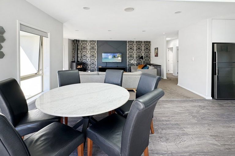 Photo of property in 14 Elmslie Grove, Halswell, Christchurch, 8025