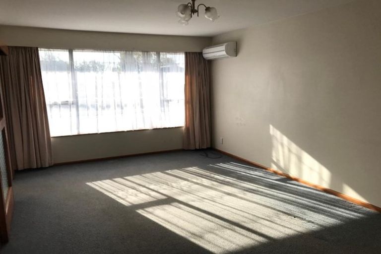 Photo of property in 2/109 Domain Terrace, Spreydon, Christchurch, 8024