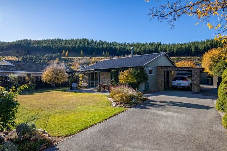 Photo of property in 92 Hazlett Street, Clyde, 9330