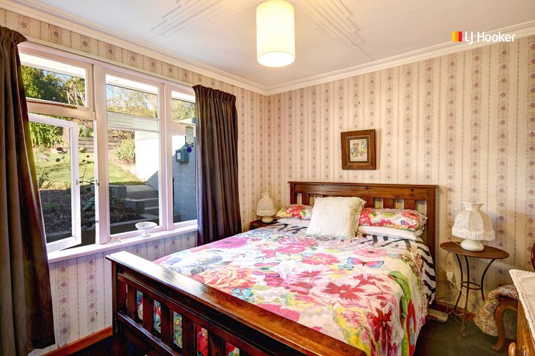 Photo of property in 34 Bayne Terrace, Macandrew Bay, Dunedin, 9014